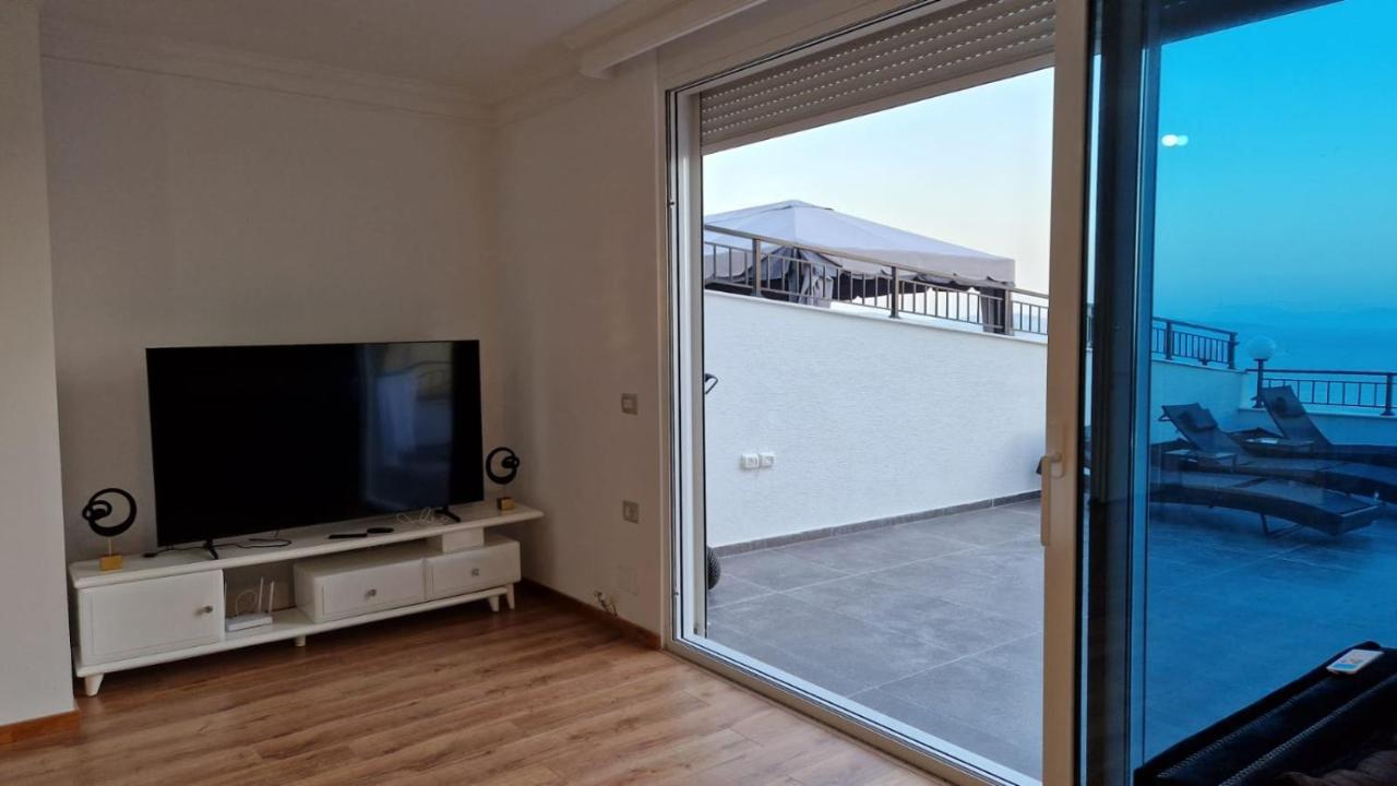 Pirro Luxury Apartment ساراندا المظهر الخارجي الصورة