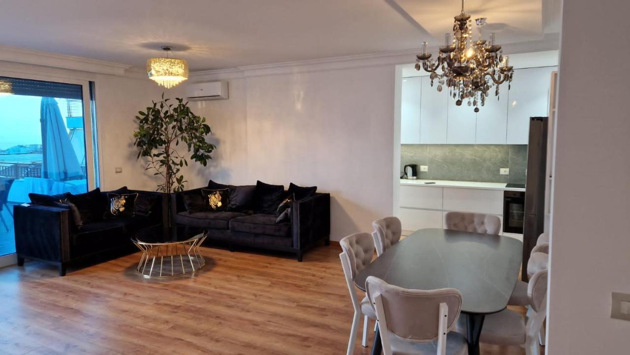 Pirro Luxury Apartment ساراندا المظهر الخارجي الصورة
