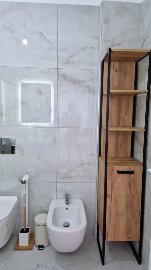 Pirro Luxury Apartment ساراندا المظهر الخارجي الصورة