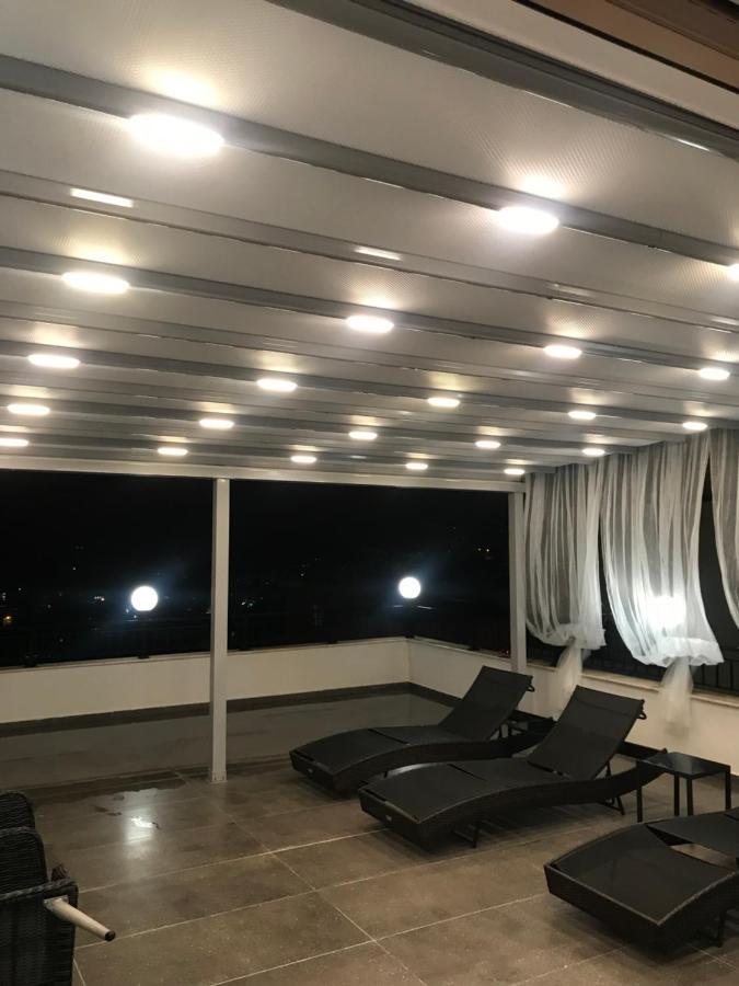 Pirro Luxury Apartment ساراندا المظهر الخارجي الصورة