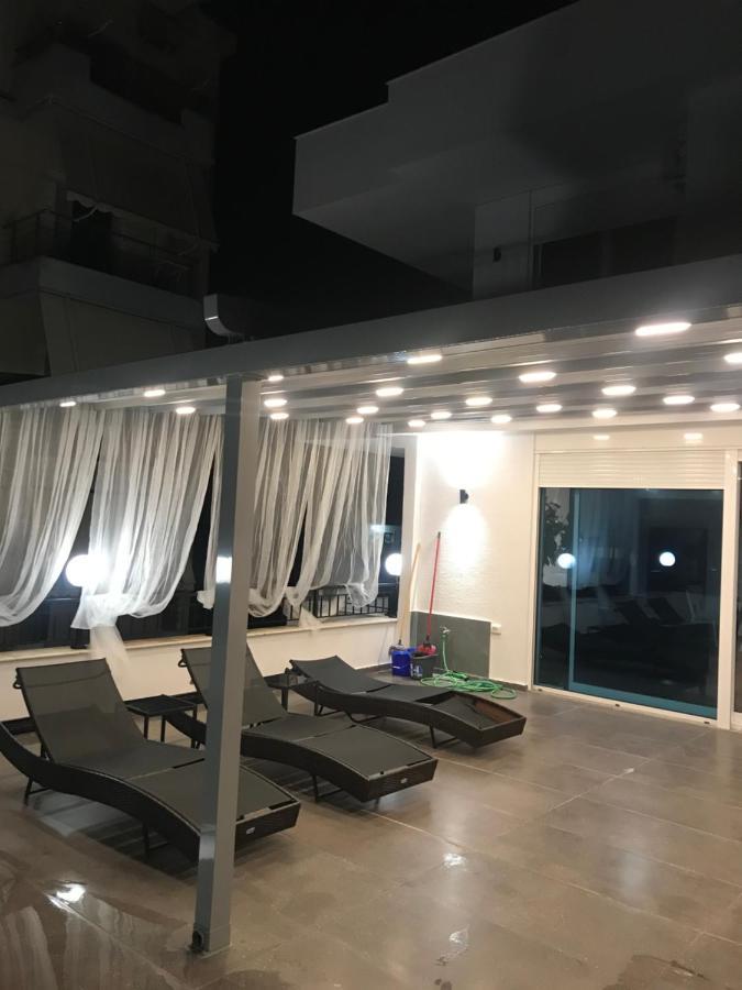 Pirro Luxury Apartment ساراندا المظهر الخارجي الصورة