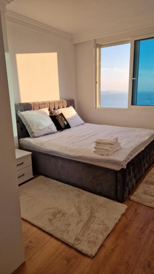 Pirro Luxury Apartment ساراندا المظهر الخارجي الصورة